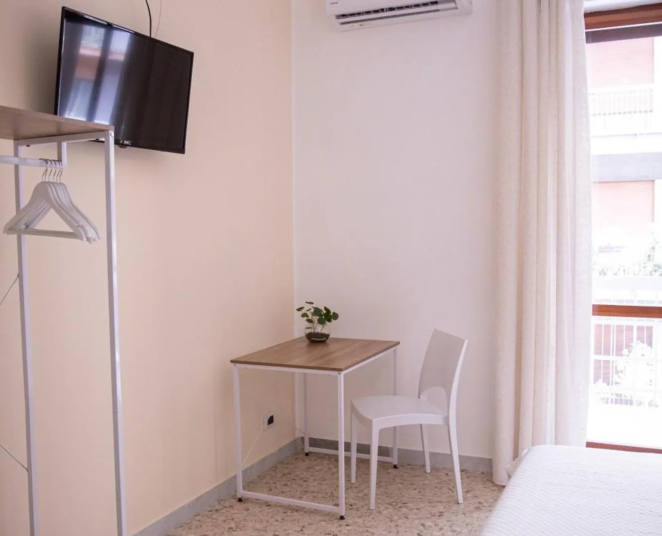 Green Rooms Bari Italy