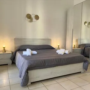 Apartament Cconforthotels Crispi, Bari